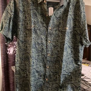 NWT men’s shirt